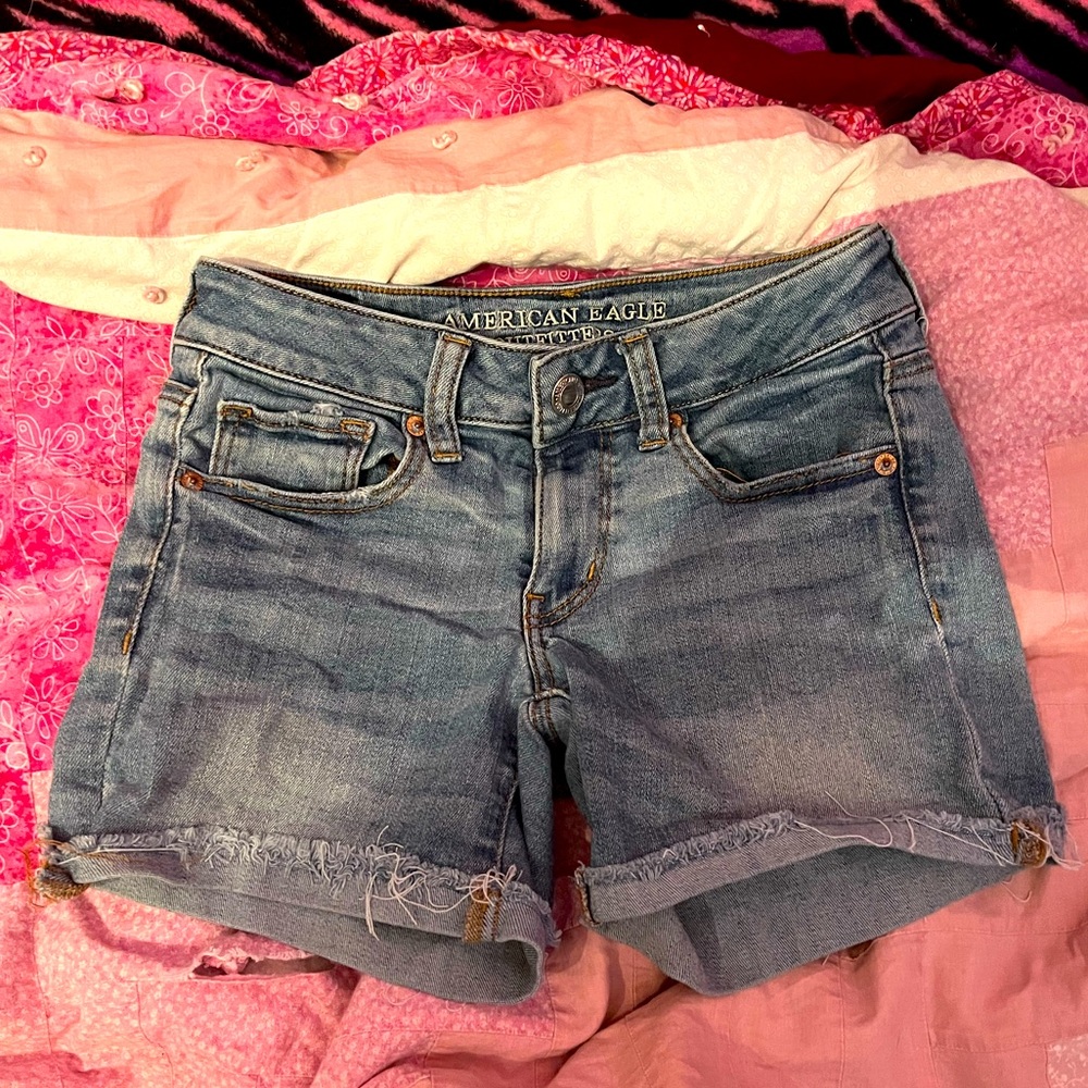 American Eagle outfitters adorable size 2 shorts